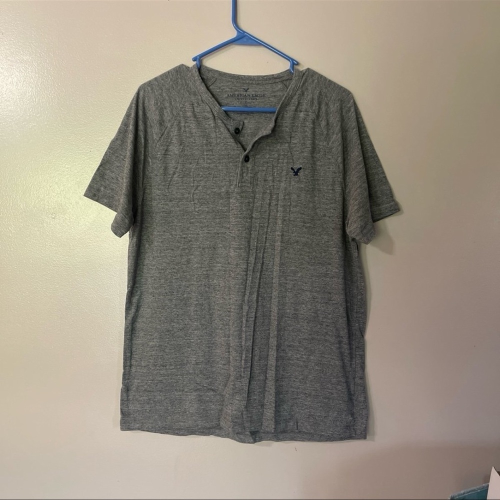American Eagle Outfitters Legend Men's 2 button large gray shirt